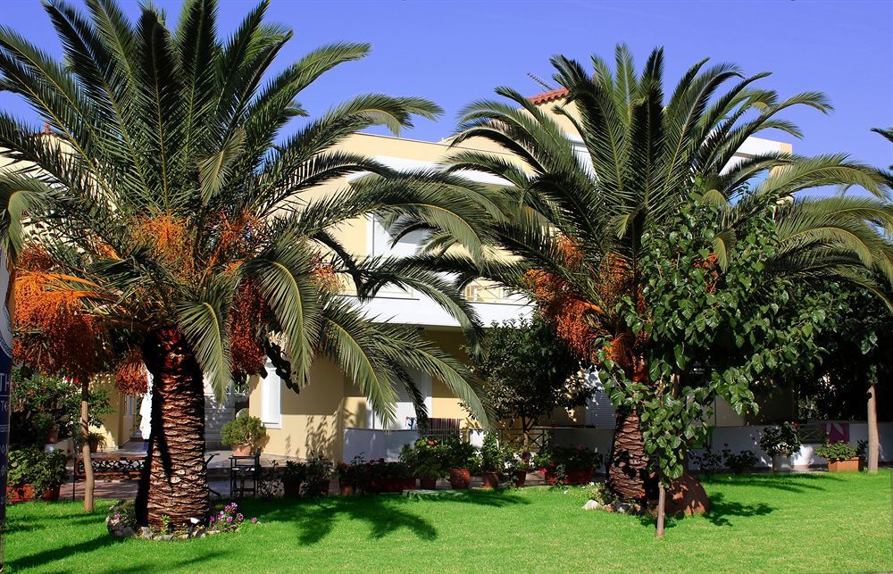 Aparthotel Athena 3*